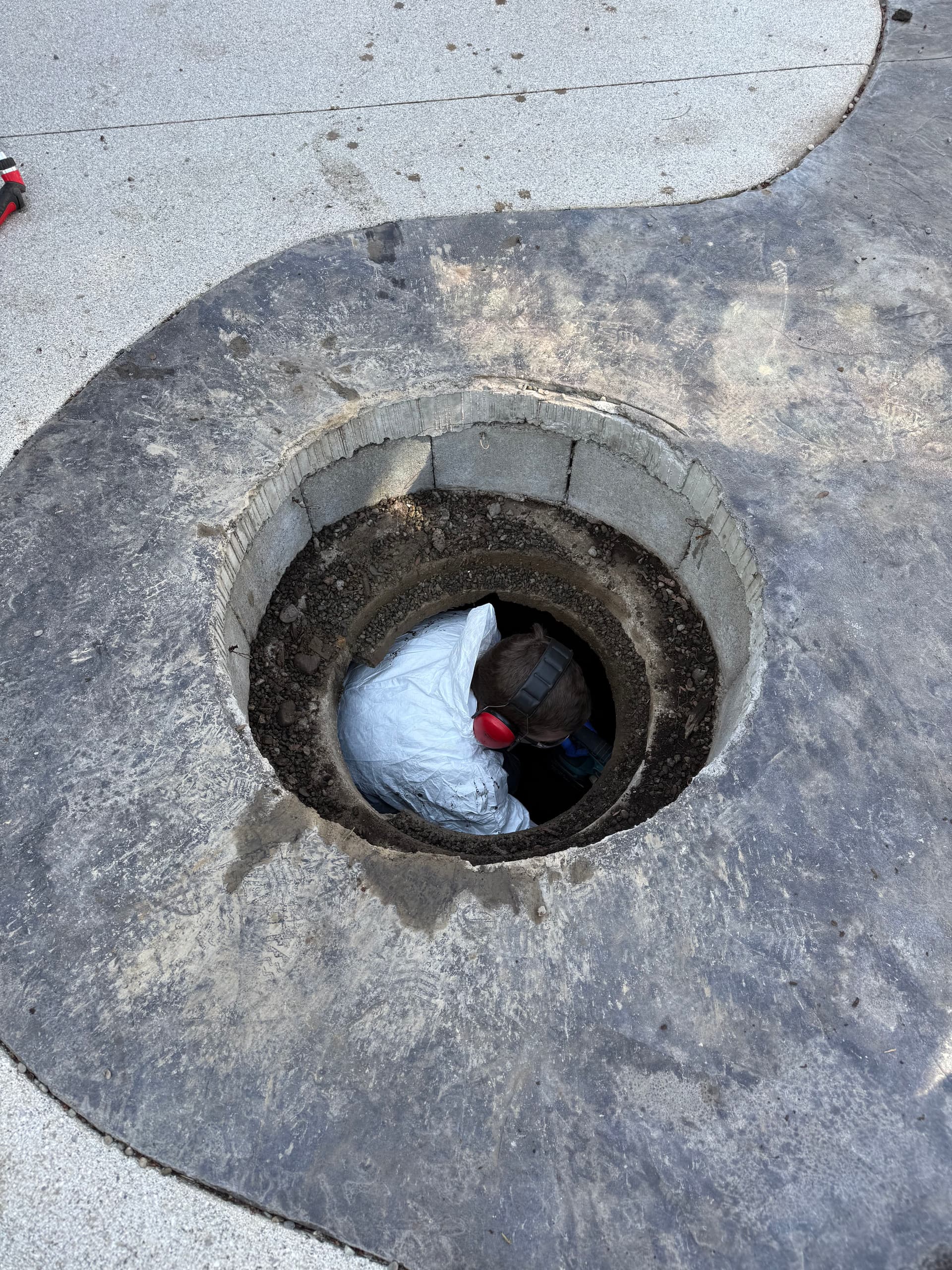 Efficient Septic System Repair Overcomes Unexpected Challenges